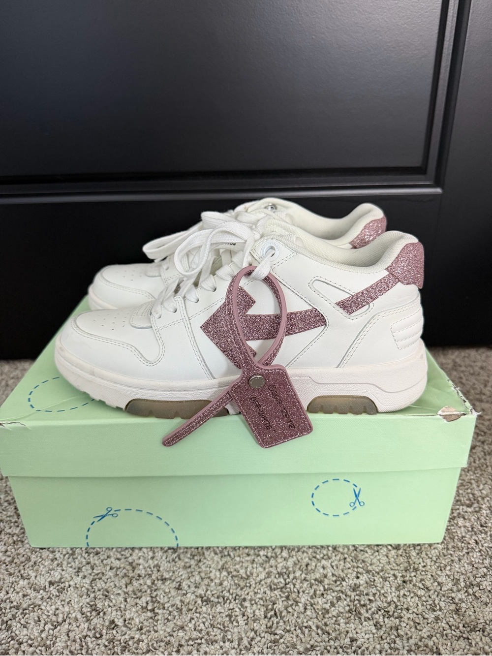 Off-White Out of Office White Pink Glitter Sneakers EU 38